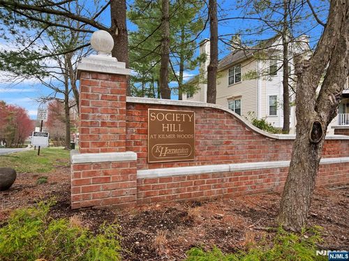 940 Juniper Way, Mahwah, NJ, 07430-3467 | Card Image