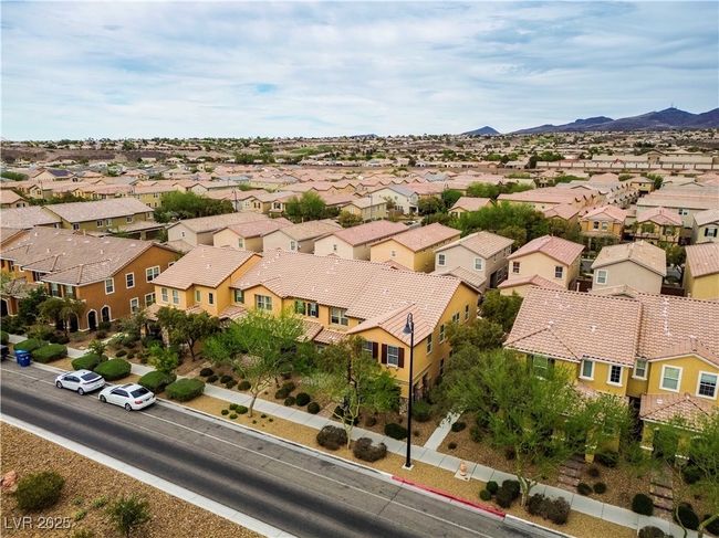 2376 Via Firenze, Townhouse with 3 bedrooms, 3 bathrooms and null parking in Henderson NV | Image 48