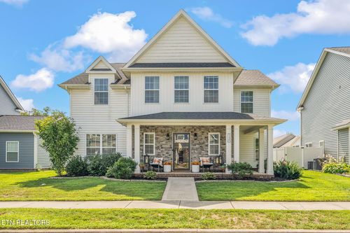 130 Hackberry St, Oak Ridge, TN, 37830-3031 | Card Image