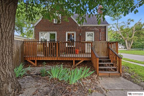 2000 N 32nd St, Lincoln, NE, 68503-1311 | Card Image