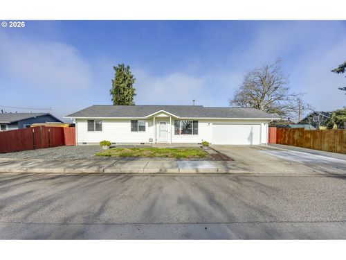 1560 Harvey Rd, Cottage Grove, OR, 97424-1253 | Card Image