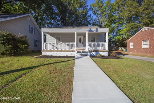 111 Westwood Ave, Jackson, TN, 38301-6291 | Card Image