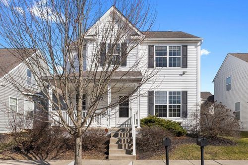 1084 Ashcraft Ave, Blacklick, OH, 43004-7038 | Card Image