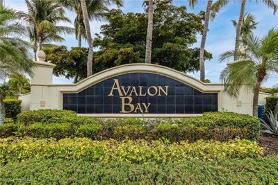 2304 - 15153 Oxford Cove, Condo with 2 bedrooms, 2 bathrooms and null parking in Fort Myers FL | Image 3