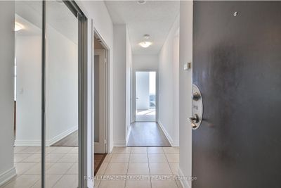 106 - 5791 Yonge St, Condo with 2 bedrooms, 2 bathrooms and 1 parking in North York ON | Image 3