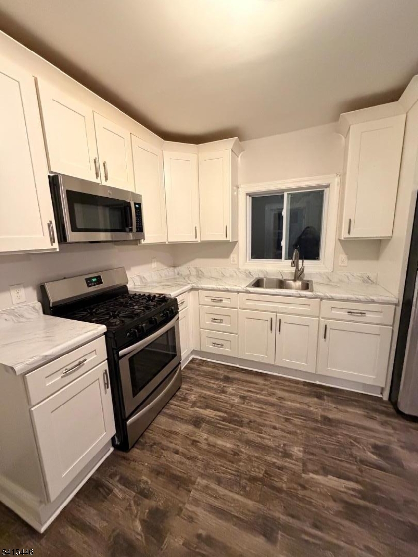 Residential Lease in City Of Orange Twp. 2