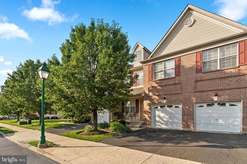 311 Wheatfield Cir, HATFIELD, PA, 19440-3067 | Card Image
