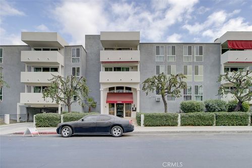 apt-215-5454 Zelzah Ave, Encino, CA, 91316-2250 | Card Image