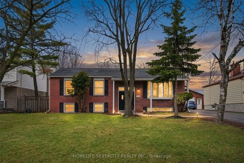 578 Trafford Cres, Oakville, ON, L6L3T3 | Card Image