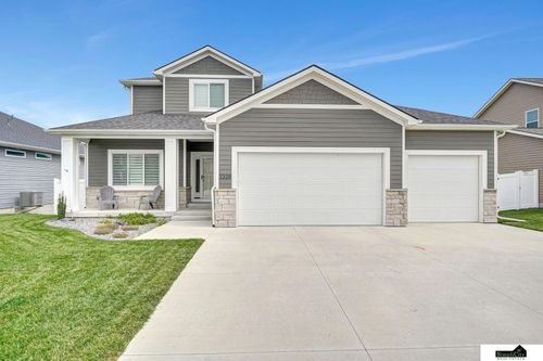 3328 N 92nd St, Lincoln, NE, 68507 | Card Image