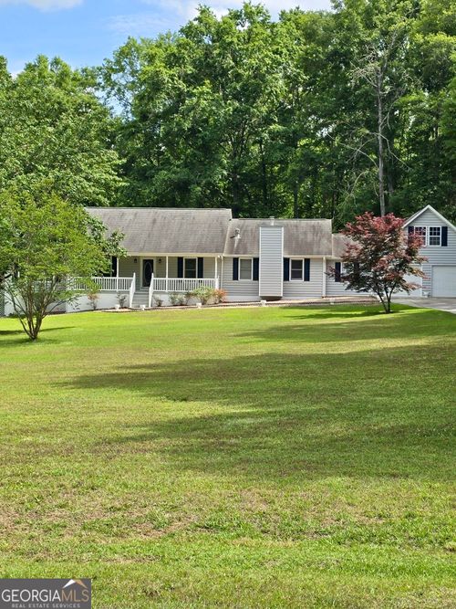 423 Woods Rd, Brooks, GA, 30205-1914 | Card Image