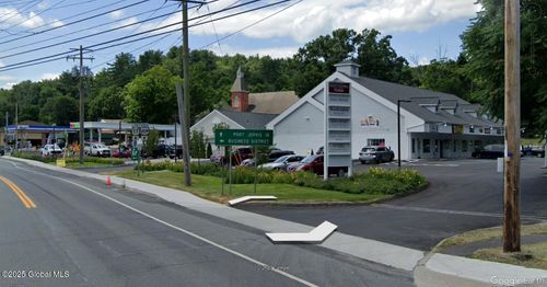 187 Kingston Ave, Wurtsboro, NY, 12790-7624 | Card Image