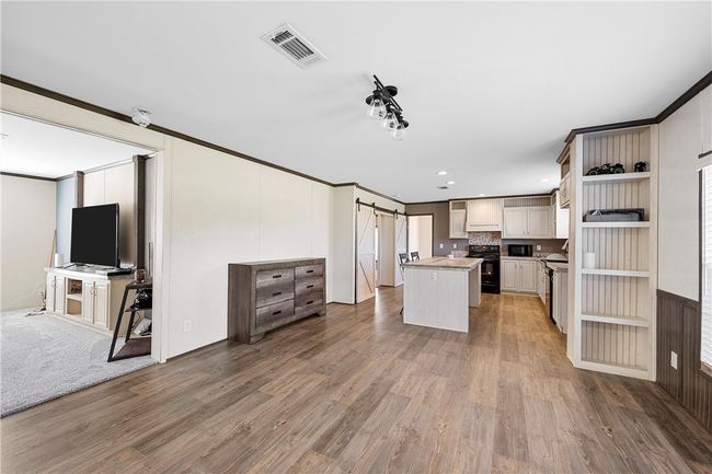 199 County Road 3585, House other with 3 bedrooms, 2 bathrooms and null parking in China Spring TX | Image 4