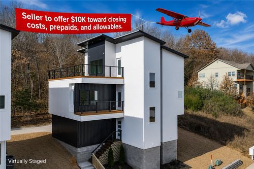 123 S Paddock Loop, Fayetteville, AR, 72701-4547 | Card Image