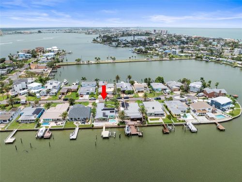 16129 4th St E, REDINGTON BEACH, FL, 33708-1613 | Card Image