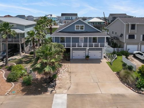 318 Sunset Circle, Tiki Island, TX, 77554 | Card Image