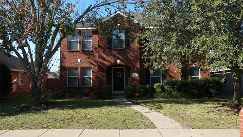 105 Forest Park Ln, Red Oak, TX, 75154-4624 | Card Image