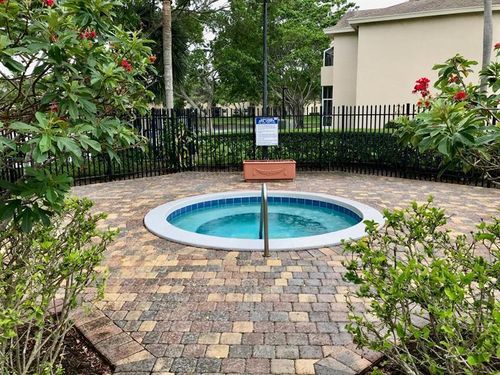 h15-611 Cypress Lake Blvd, Deerfield Beach, FL, 33064-5085 | Card Image