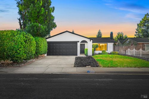 166 Somerville Drive, Vacaville, CA, 95687 | Card Image