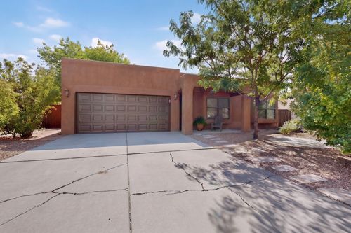 7495 Sagebrush Road, Santa Fe, NM, 87507 | Card Image