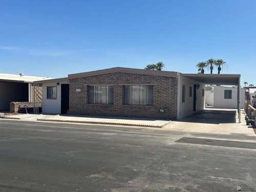 1827 W Camino Cerro, Yuma, AZ, 85364-6161 | Card Image