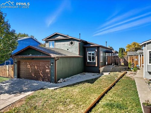 995 Square Dance Ln, Fountain, CO, 80817-4140 | Card Image
