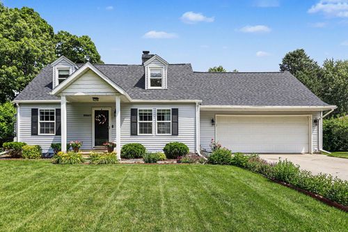16596 Morris Ave, Three Rivers, MI, 49093-1488 | Card Image