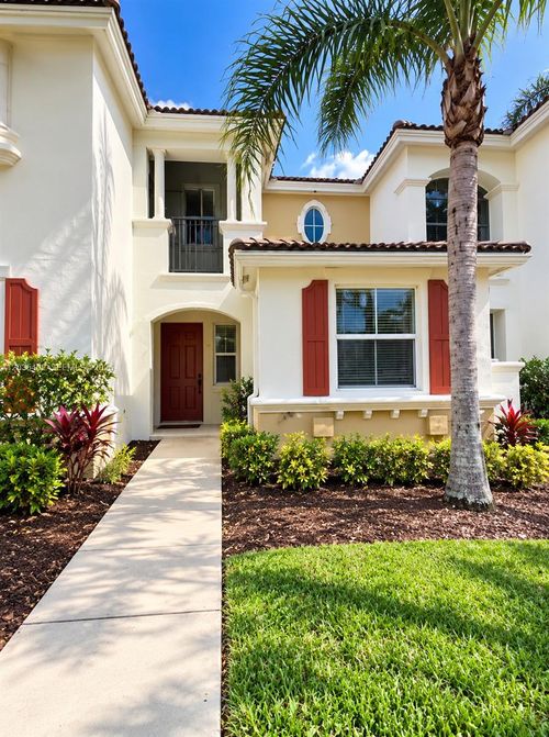 959-959 Ne 42nd Pl, Homestead, FL, 33033-5162 | Card Image