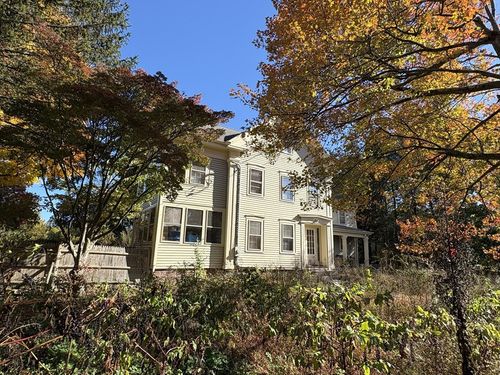 102 N Main St, Sherborn, MA, 01770-1511 | Card Image