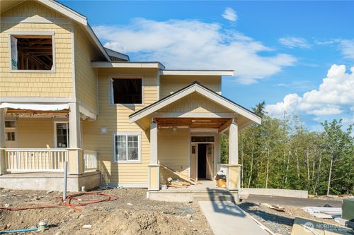 3651 Sussex Dr, Bellingham, WA, 98226-2103 | Card Image