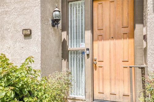 150-9000 Vanalden Ave, Northridge, CA, 91324 | Card Image