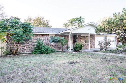 112 Bohman Street, Cuero, TX, 77954 | Card Image