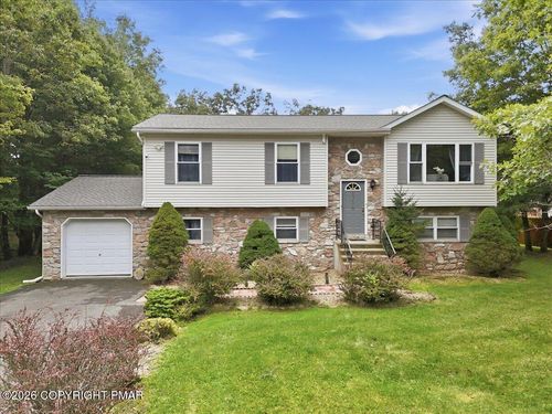 1216 Glade Dr, Long Pond, PA, 18334-7905 | Card Image
