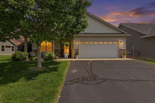 5326 Sand Bunker St, Saint Cloud, MN, 56304-4652 | Card Image