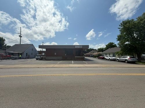 104 N Greenwood St, Lebanon, TN, 37087-2723 | Card Image