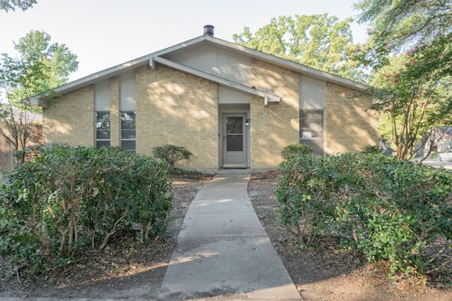 4401 Mint Dr, Garland, TX, 75043-3337 | Card Image