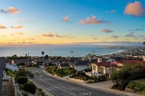 420 Via Malaga, Redondo Beach, CA, 90277 | Card Image