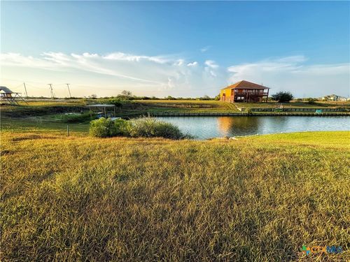 29 Tarpon Lndg, Port Lavaca, TX, 77979-1697 | Card Image