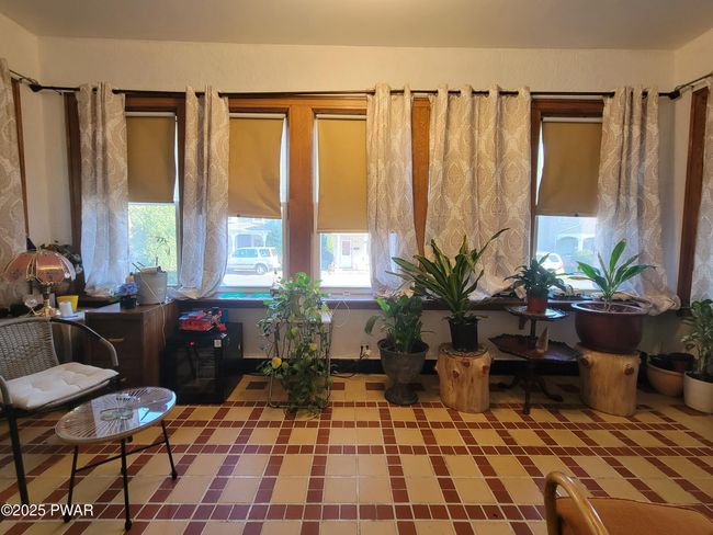 Front of Home | Image 38