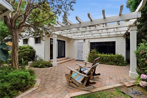 239 Mira Mar Ave, Long Beach, CA, 90803-6153 | Card Image