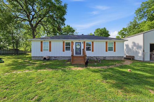 1175 W Pine St, Westville, OK, 74965-5537 | Card Image