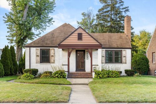 1307 E Hickory St, Streator, IL, 61364-2549 | Card Image