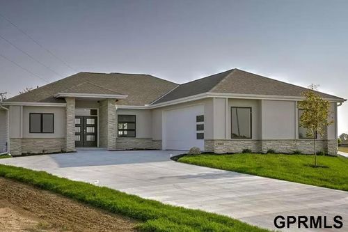 12511 Schirra Cir, Papillion, NE, 68046-5032 | Card Image