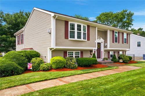 77 Capwell Ave, Woonsocket, RI, 02895-5905 | Card Image