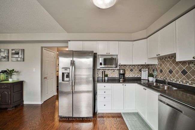 950 Taggart Cres, House other with 3 bedrooms, 3 bathrooms and 2 parking in Oshawa ON | Image 30