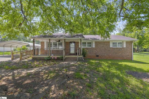 109 Crystal Dr, cowpens, SC, 29330-8877 | Card Image