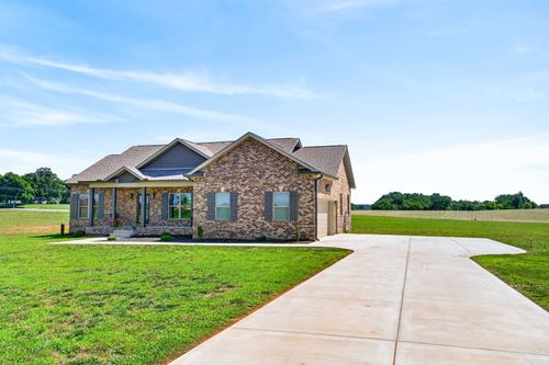 5367 Roy Holman Rd, Springfield, TN, 37172-8005 | Card Image
