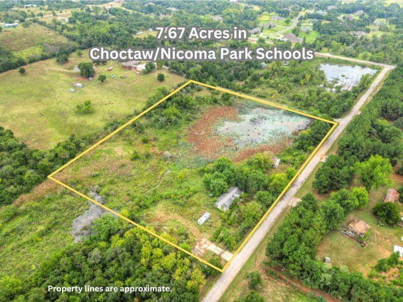 Oakwood Dr, Choctaw, OK 73020