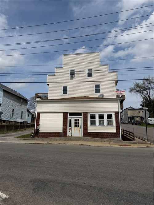1000 Grant Ave, East Butler, PA, 16029-2136 | Card Image