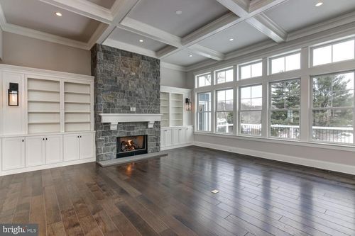 42 Clouds Way, Hockessin, DE, 19707-9310 | Card Image